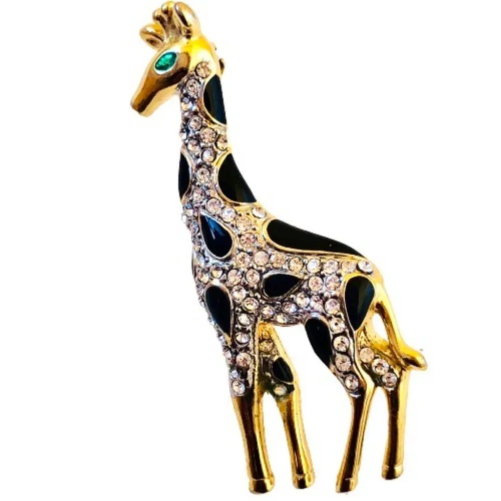 N/A giraffe brooch